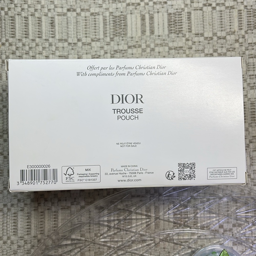 Christian Dior Novelty Mesh Pouch - Picture 4 of 7